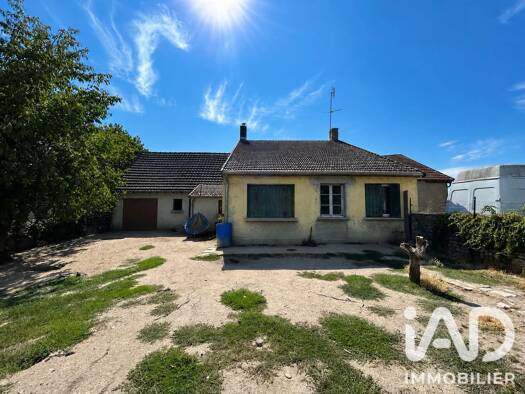 Maison à vendre 60 000 € 4 pièces 3 chambres 86 m² 938 m² de terrain Vallenay 18190