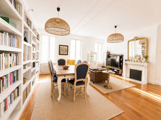 Duplex à vendre 340 000 € 5 pièces 3 chambres 141,09 m² Étage 2/2 Centre Ville-Charles III Nancy 54000