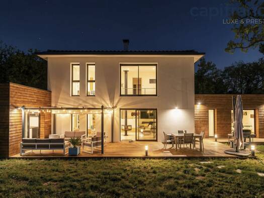 Maison à vendre 1 581 000 € 5 pièces 4 chambres 170 m² 1 894 m² de terrain Campagne en. E-Figons-Surville-Plantiers Éguilles 13510