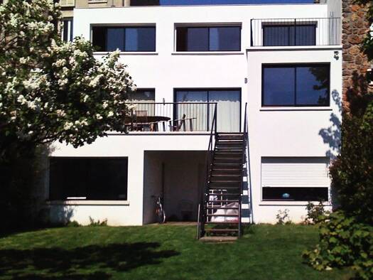Maison à vendre 2 445 000 € 11 pièces 5 chambres 328,13 m² 300 m² de terrain Plateau Nord Suresnes 92150
