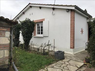 Maison de plain-pied à vendre 135 000 € 3 pièces 2 chambres 60 m² 1 256 m² de terrain Sud Ste Livrade sur Lot 47110