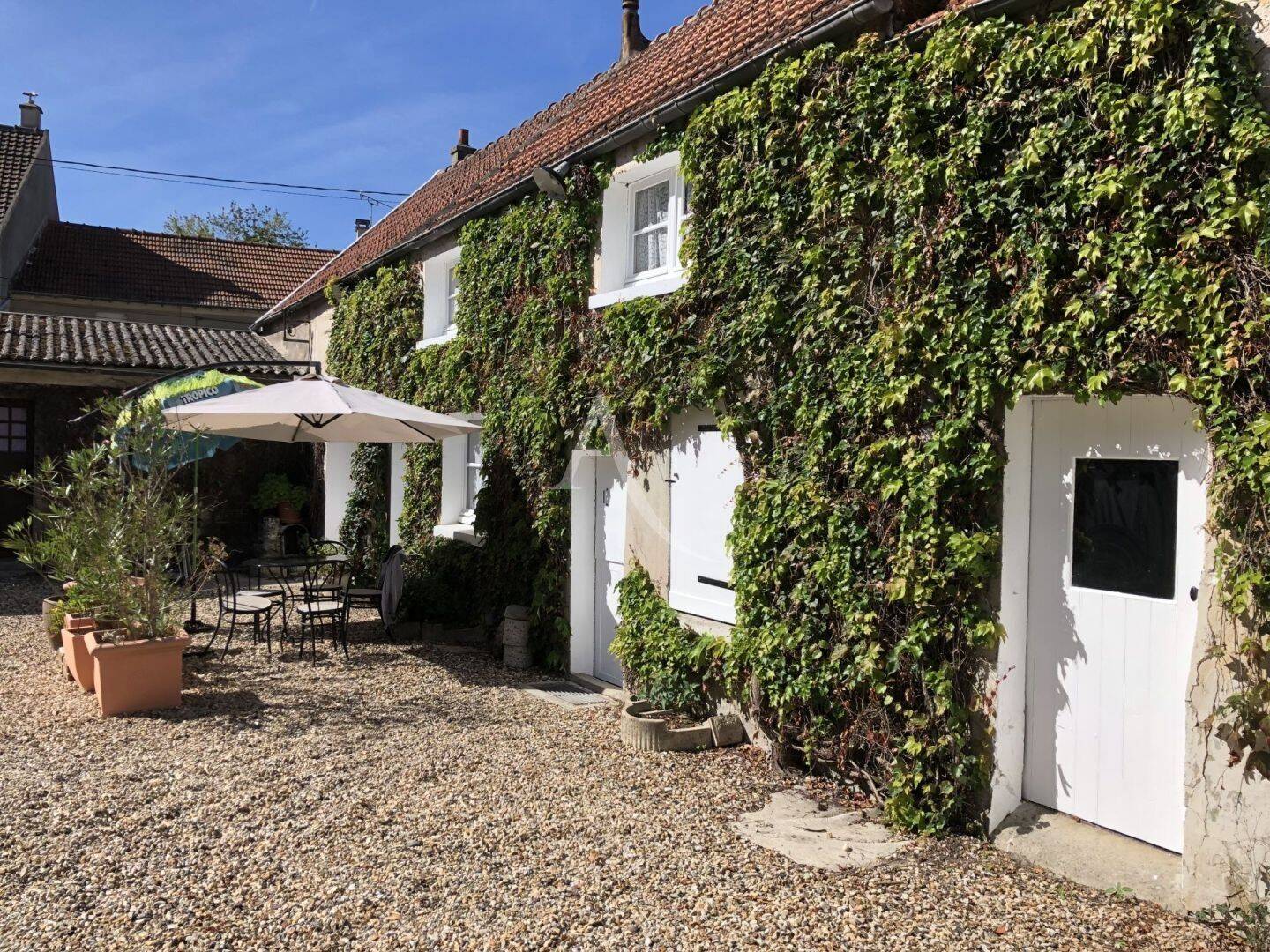 Maison à vendre, 246m², MAREUIL LES MEAUX