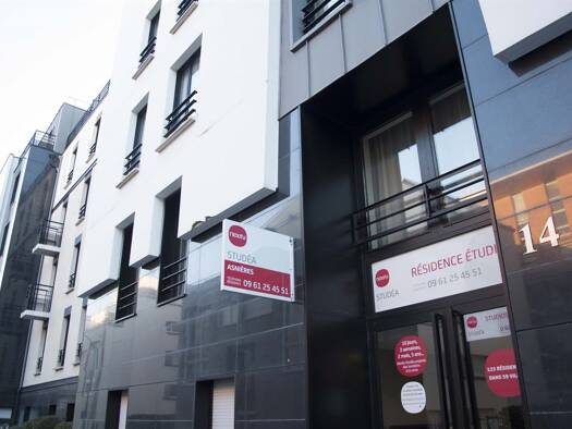 Studio à vendre 112 183 € 1 pièce 20,4 m² RDC Asnières-sur-Seine 92600