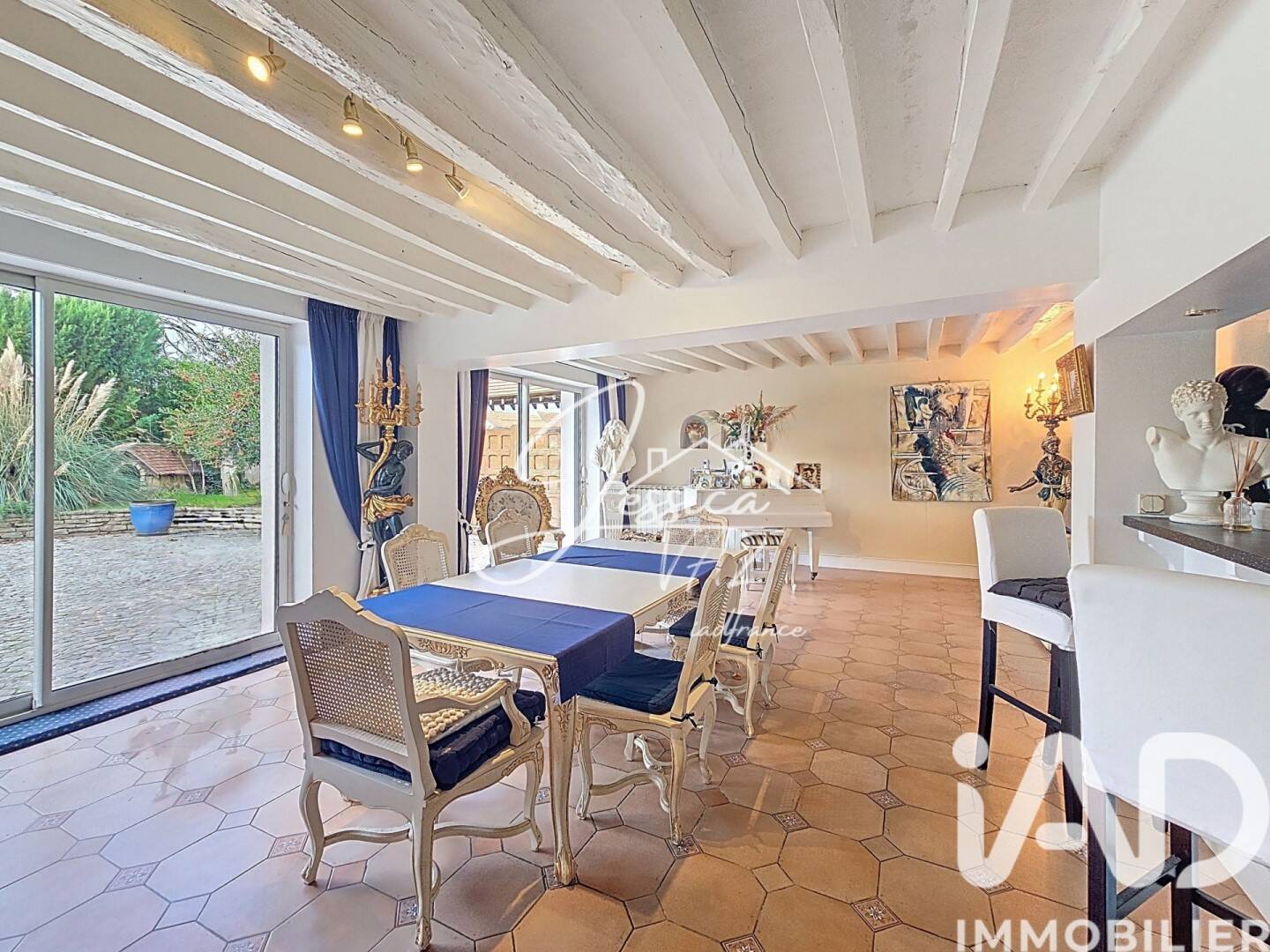 Maison à vendre, 261m², PEROY LES GOMBRIES