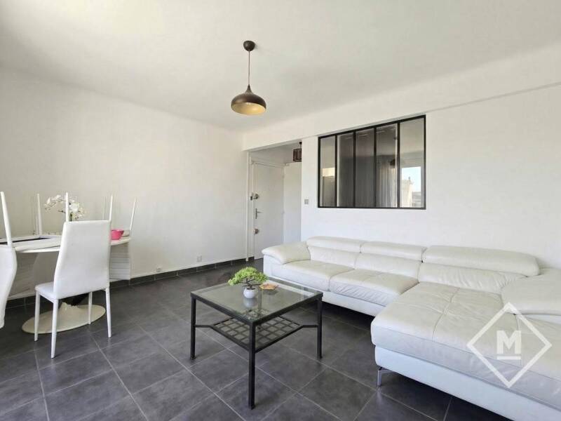 Maison à louer, 57m², MARSEILLE 9E