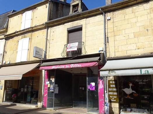 Immeuble à vendre 227 900 € 169 m² Montignac-Lascaux 24290