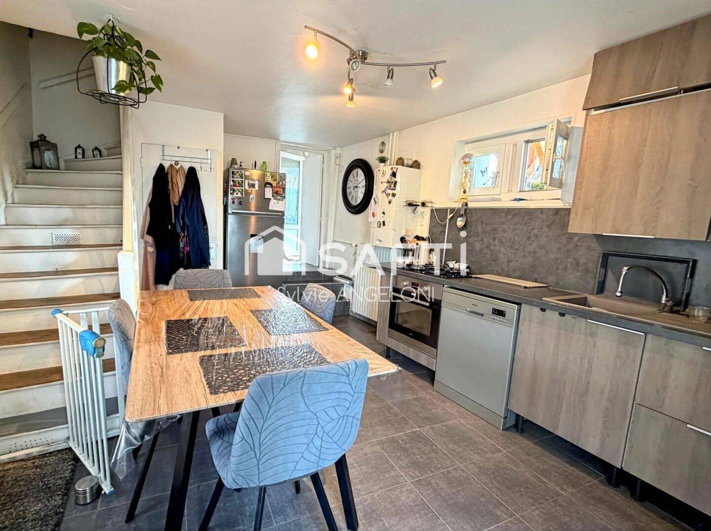 Maison à vendre, 92m², LA BATIE MONTGASCON