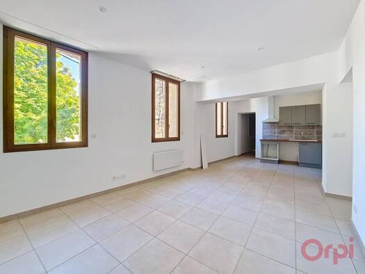 Appartement à louer 750 € 4 pièces 3 chambres 85,7 m² 1er étage Saint-Féliu-d'Avall 66170