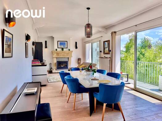 Maison à vendre 525 000 € 9 pièces 6 chambres 340 m² 358 m² de terrain Alouettes Aurillac 15000