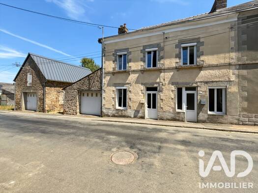 Maison à vendre 60 000 € 6 pièces 3 chambres 128 m² 344 m² de terrain Courcité 53700