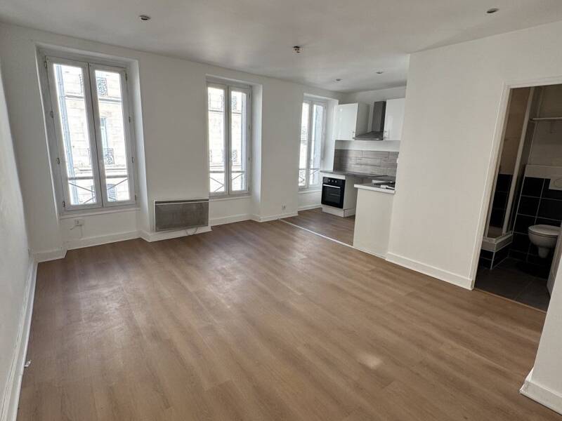 Maison à louer, 34m², MARSEILLE 6E