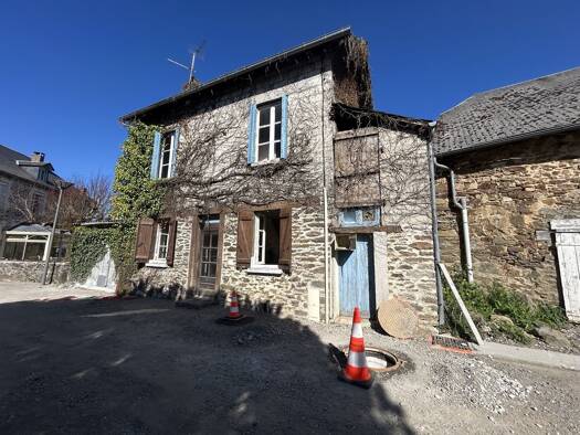 Maison à vendre 55 000 € 3 pièces 2 chambres 52 m² 49 m² de terrain Lagraulière 19700