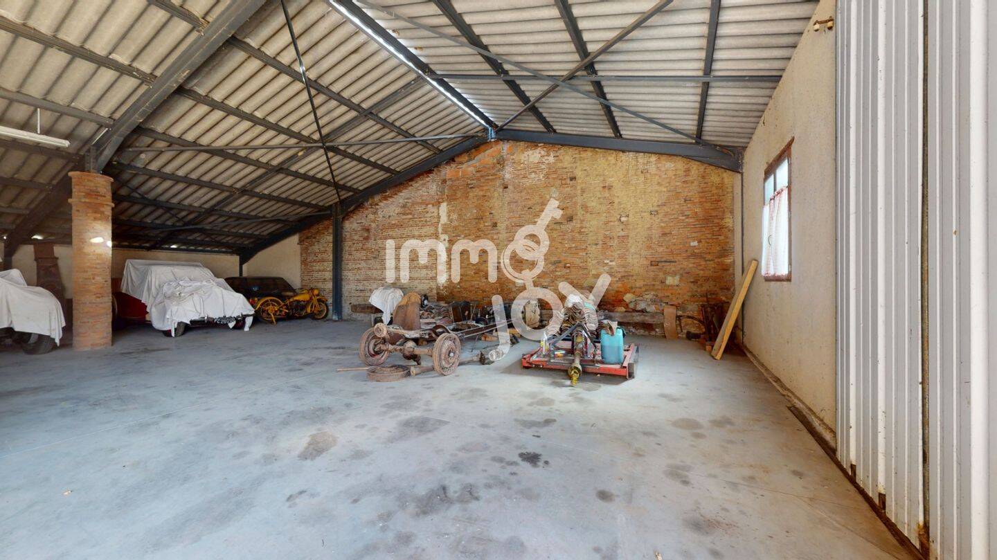 Maison à vendre, 220m², AUZIELLE