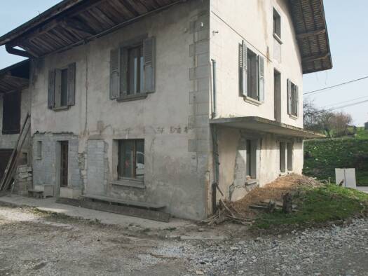 Ferme à vendre 230 000 € 6 pièces 4 chambres 160 m² 418 m² de terrain Marcellaz-Albanais 74150