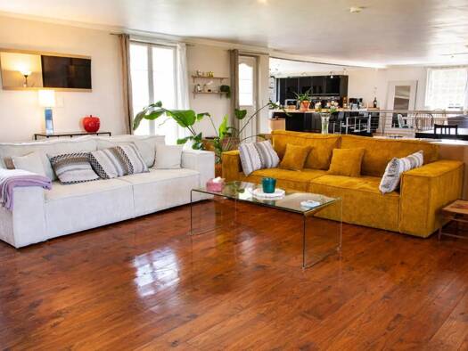 Duplex à vendre 415 000 € 4 pièces 4 chambres 332 m² 1er étage Saint-Méard-de-Gurçon 24461