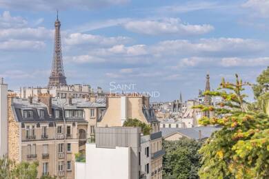Appartement à vendre 648 000 € 3 pièces 1 chambre 48,4 m² Dernier étage, Étage 9/9 Violet Commerce Paris 15ème 75015