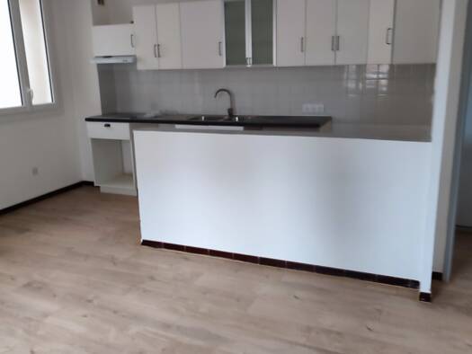 Appartement à louer 720 € 3 pièces 2 chambres 58 m² Étage 1/3 Clermont l Herault 34800