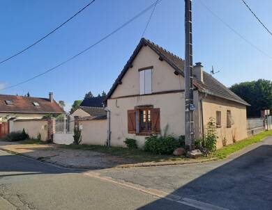Maison de plain-pied à vendre 272 000 € 5 pièces 3 chambres 129,6 m² 455 m² de terrain Saint-Piat 28130