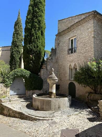 Terrain viabilisé à vendre 125 000 € 622 m² de terrain Est Nord Vaison-la-Romaine 84110