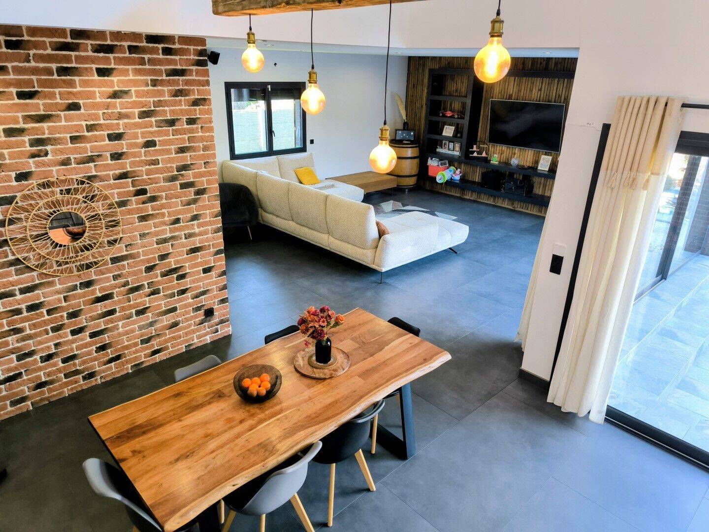 Maison à vendre, 238m², SAINT SULPICE ET CAMEYRAC