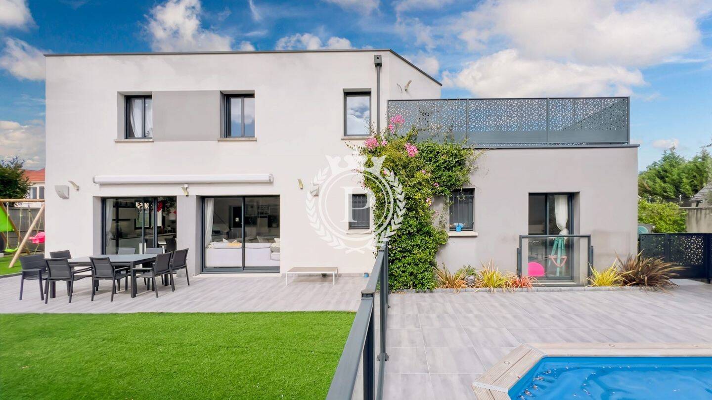 Maison à vendre, 142m², MONTIGNY LES CORMEILLES