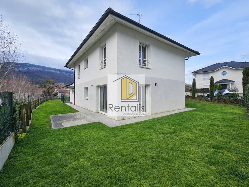 Maison à louer, 145m², DIVONNE LES BAINS