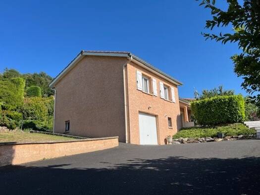 Maison de ville à vendre 325 000 € 5 pièces 3 chambres 92 m² 872 m² de terrain Grangeneuve Roche-la-Molière 42230