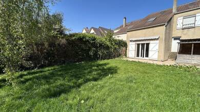 Maison à louer 1 659 € 4 pièces 3 chambres 109,5 m² Le Village Jouy-le-Moutier 95280