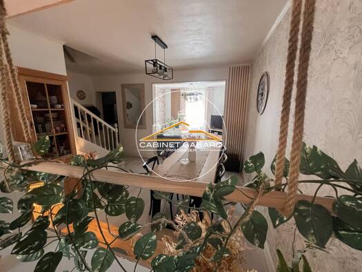 Maison à vendre 493 500 € 5 pièces 4 chambres 123 m² 90 m² de terrain Madeleine-Saint Léonard-Justices Angers 49000