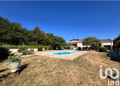 Maison à vendre 320 000 € 5 pièces 2 chambres 105 m² 1 495 m² de terrain Ruoms 07120