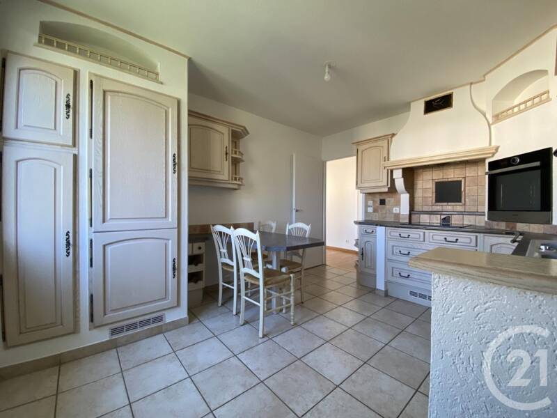 Maison à louer, 139m², SAINT JULIEN EN GENEVOIS