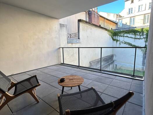 Appartement à louer 1 046 € 4 pièces 2 chambres 94,7 m² Centre-Hôtel de Ville Limoges 87000