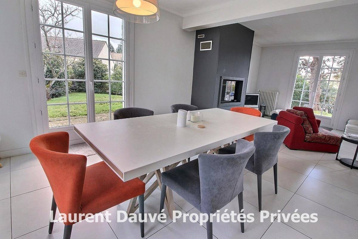 Maison à vendre, 162m², SAINT CYR EN VAL