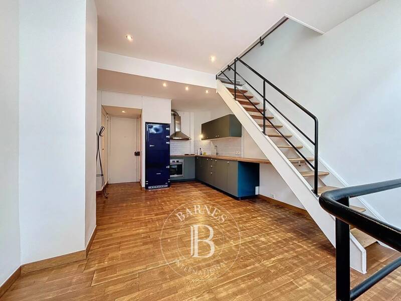 Maison à louer, 112m², PARIS 17E