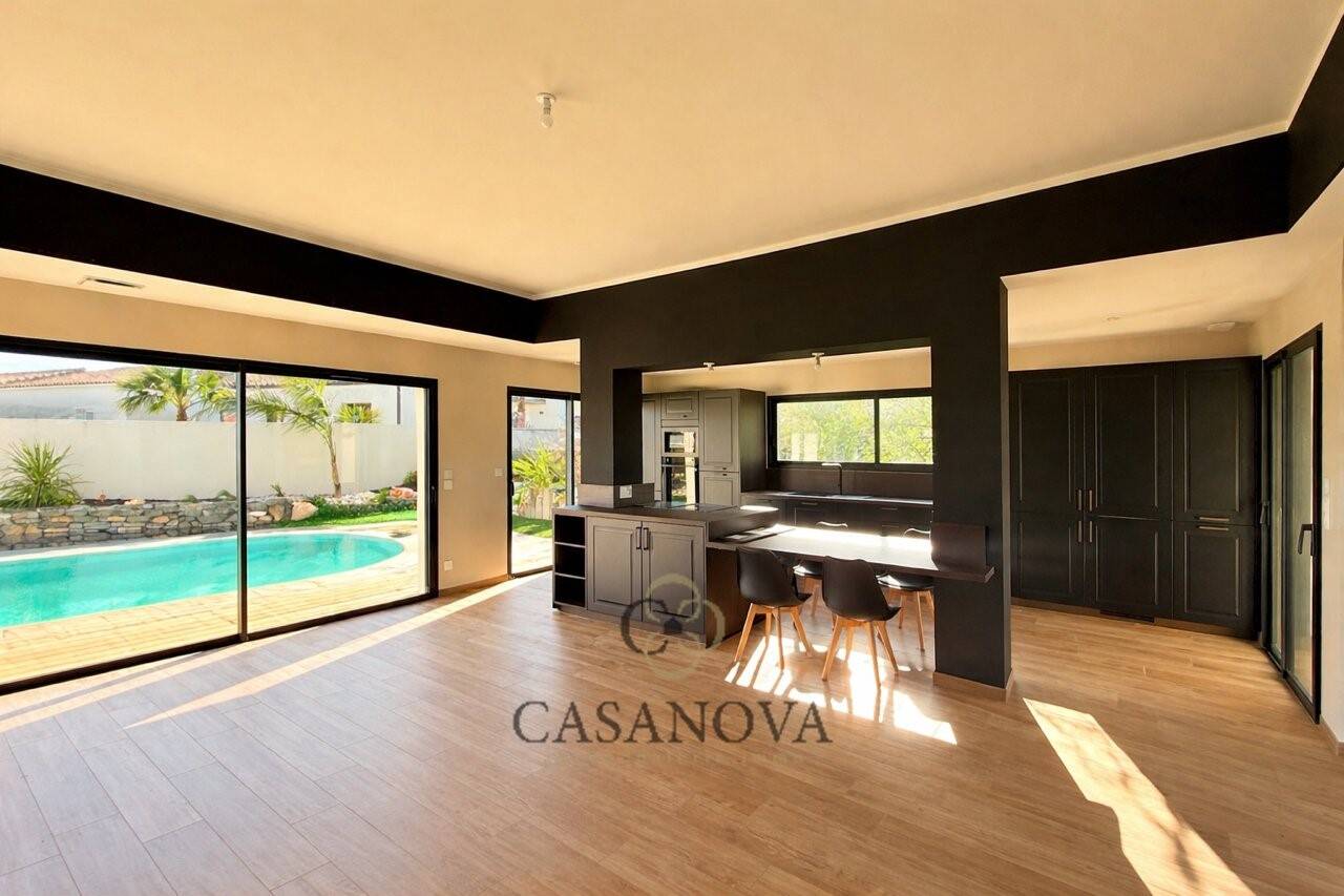 Maison à vendre, 141m², MAGALAS