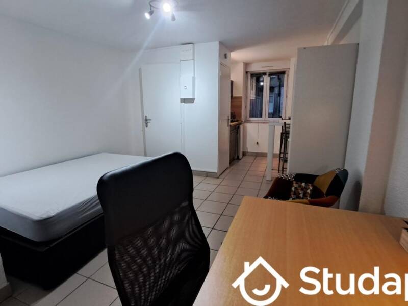 Maison à louer, 22m², SAINT ETIENNE