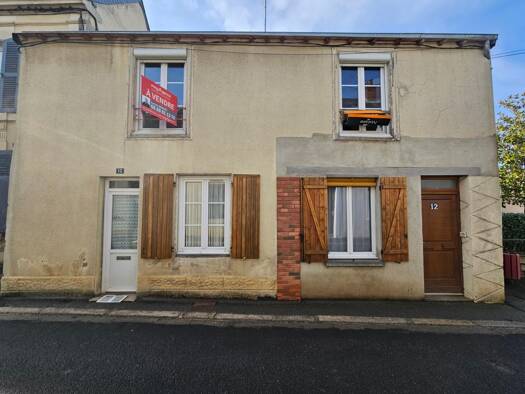 Immeuble à vendre 146 900 € 150 m² Ballon-Saint Mars 72290