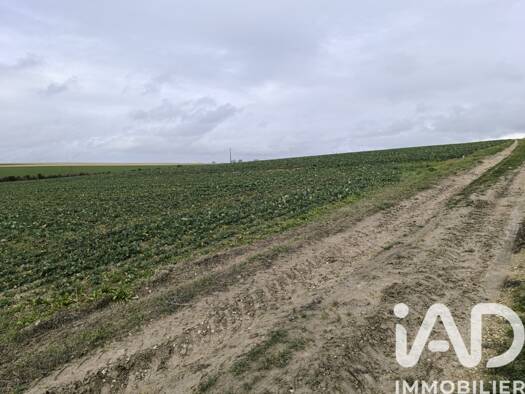 Terrain constructible à vendre 33 000 € 1 407 m² de terrain Ablancourt 51240