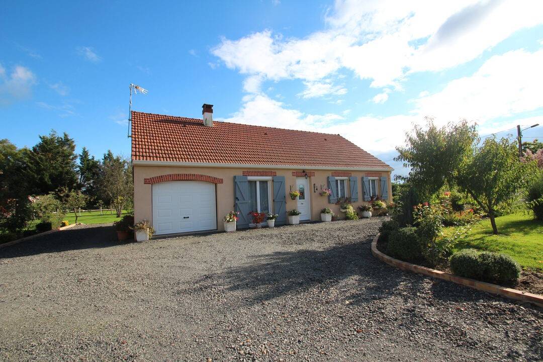 Maison à vendre, 103m², SAINT HILAIRE FONTAINE