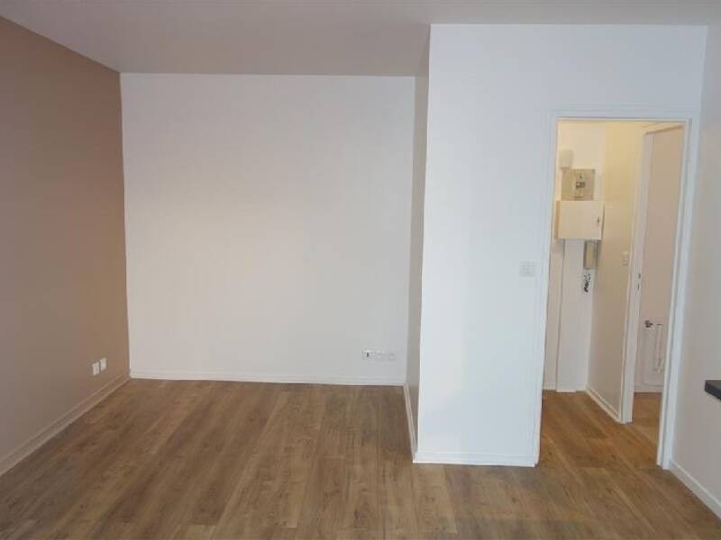 Maison à louer, 28m², SAINTE GENEVIEVE DES BOIS