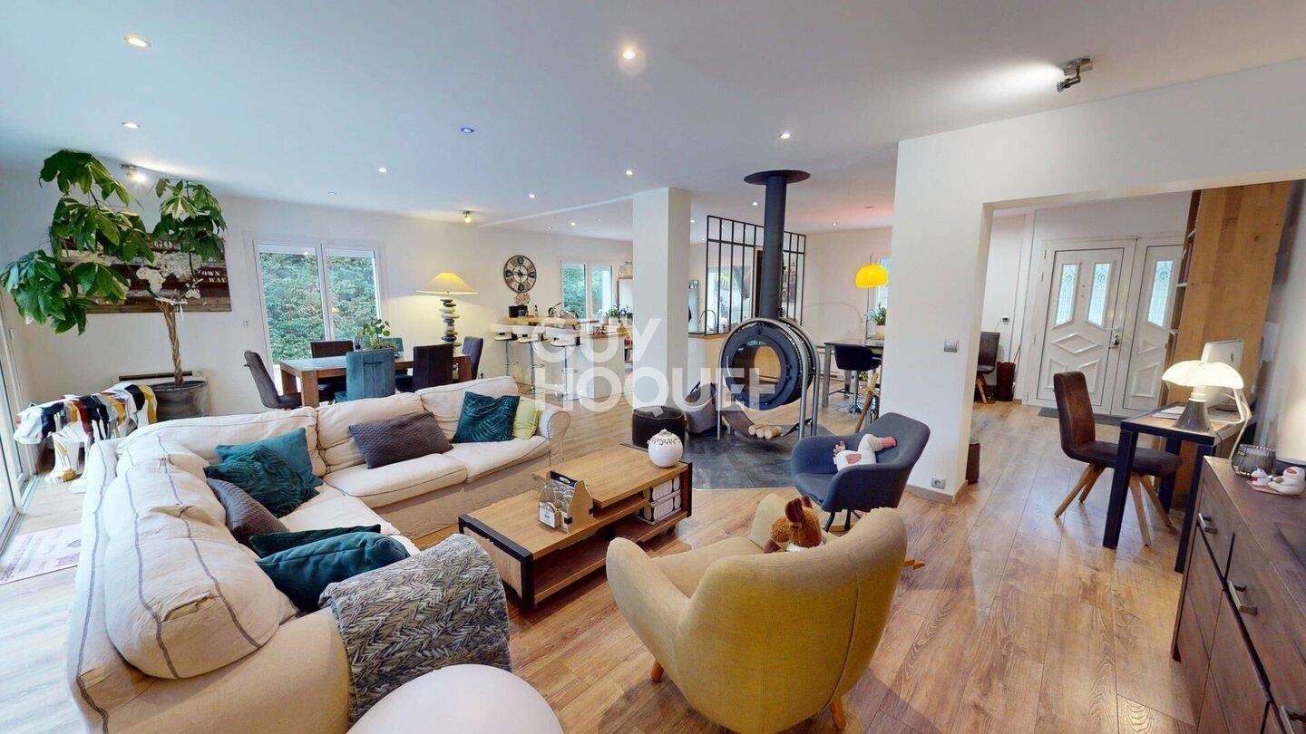Maison à vendre, 206m², FORGES LES BAINS