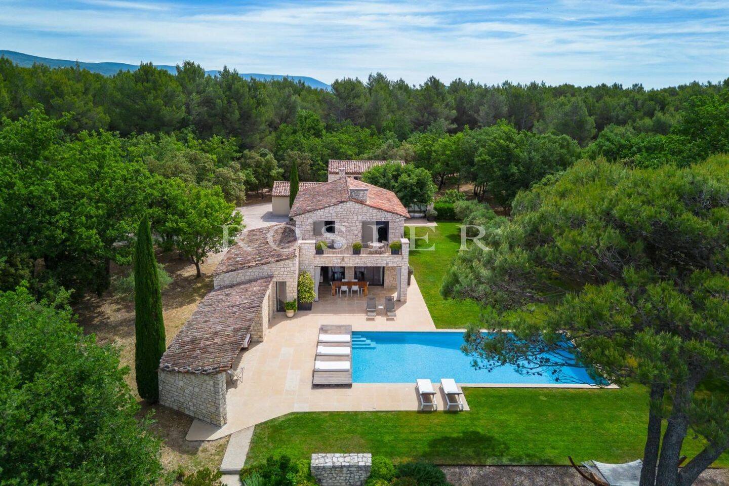 Maison à vendre, 295m², SAINT SATURNIN LES APT