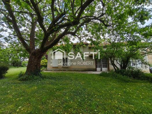 Maison à vendre 98 000 € 4 pièces 3 chambres 125 m² 1 131 m² de terrain Saint-Jean-de-Sauves 86330