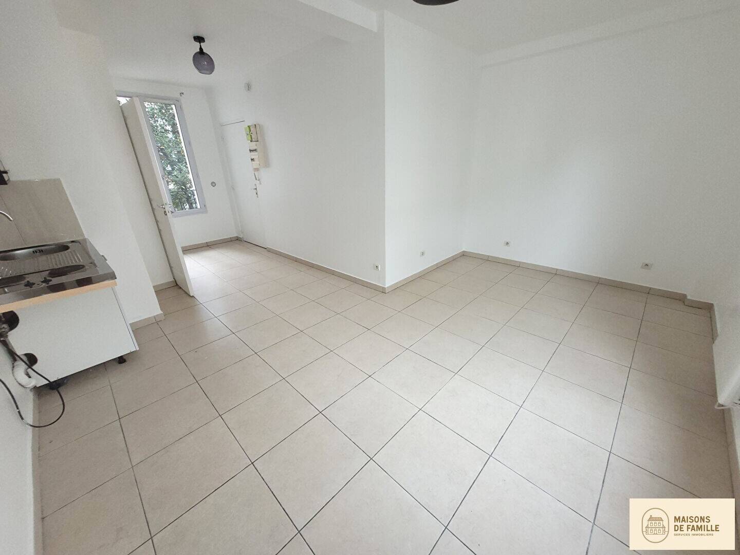 Maison à louer, 23m², ASNIERES SUR SEINE