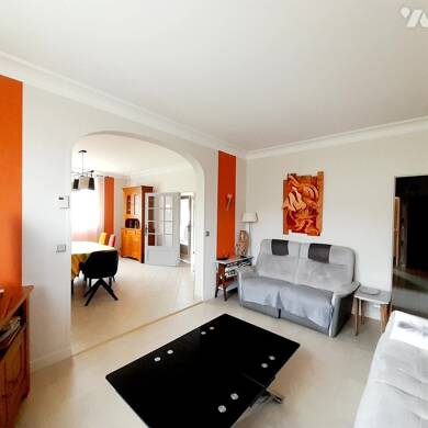 Maison à vendre 233 000 € 5 pièces 3 chambres 150 m² 605 m² de terrain Villeneuve sur Yonne 89500