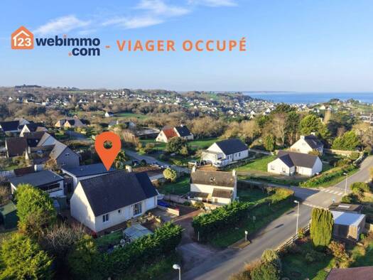 Maison de plain-pied en viager 76 000 € 4 pièces 2 chambres 74 m² 660 m² de terrain Trédrez-Locquémeau 22300