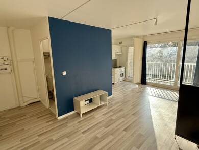 Appartement à louer 560 € 1 pièce 31 m² Étage 1/4 Saint Clément-Jardin des Plantes-Grammont Rouen 76100