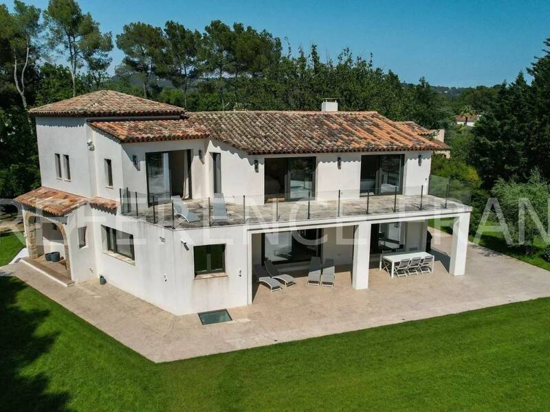 Maison à louer, 370m², MOUGINS