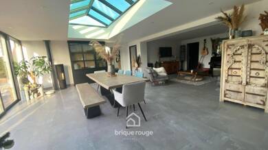 Maison de plain-pied à vendre 420 000 € 5 pièces 4 chambres 160 m² Sainghin-en-Weppes 59184