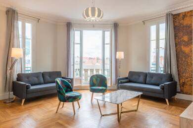 Appartement à louer 1 945 € 5 pièces 4 chambres 128,9 m² Étage 6/1 Berriat-Ampere Grenoble 38000